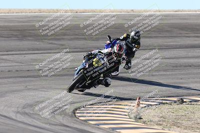 media/Jan-15-2026-Racers Edge (Thu) [[dfebeb70ab]]/3-B Group/Session 2 (Bowl Exit)/